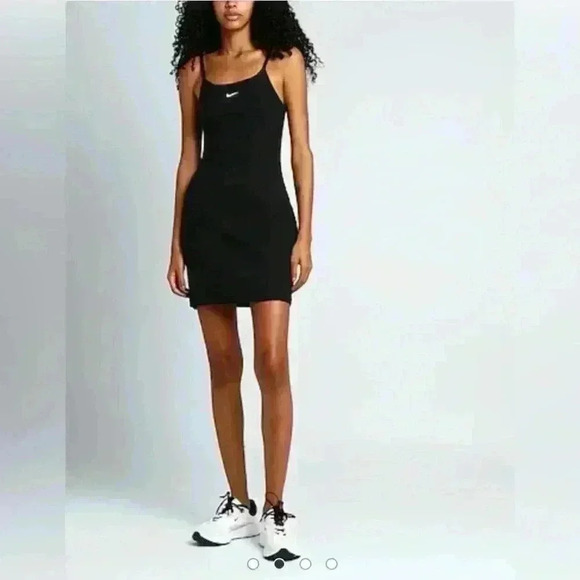 Nike Sportswear Essential Ribbed Dress Medium Black NWT - Picture 1 of 7